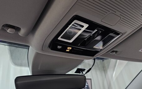 Volkswagen Golf VIII, 2022 год, 2 450 000 рублей, 19 фотография