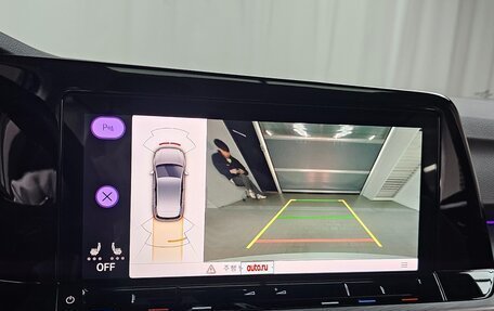 Volkswagen Golf VIII, 2022 год, 2 450 000 рублей, 17 фотография