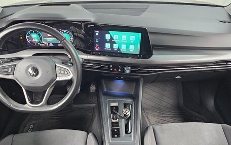 Volkswagen Golf VIII, 2021 год, 2 500 000 рублей, 8 фотография