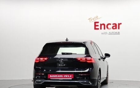 Volkswagen Golf VIII, 2021 год, 2 500 000 рублей, 4 фотография