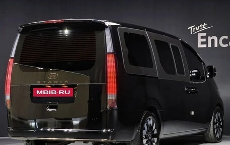 Hyundai Staria, 2025 год, 6 800 000 рублей, 2 фотография