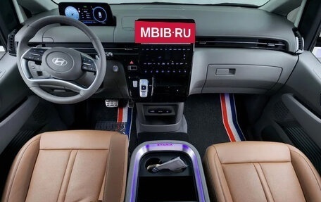 Hyundai Staria, 2025 год, 6 800 000 рублей, 7 фотография