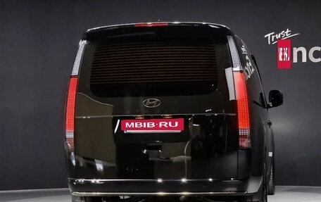 Hyundai Staria, 2025 год, 6 800 000 рублей, 4 фотография