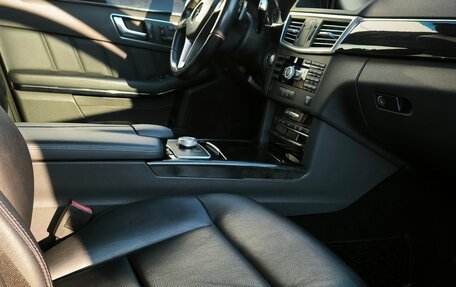 Mercedes-Benz E-Класс, 2012 год, 1 400 000 рублей, 6 фотография