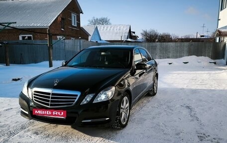 Mercedes-Benz E-Класс, 2012 год, 1 400 000 рублей, 2 фотография