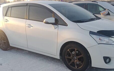 Toyota Verso I, 2013 год, 1 150 000 рублей, 7 фотография