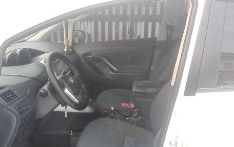 Toyota Verso I, 2013 год, 1 150 000 рублей, 12 фотография