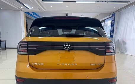 Volkswagen T-Cross I, 2021 год, 1 572 153 рублей, 5 фотография