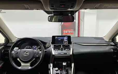 Lexus NX I, 2021 год, 2 350 000 рублей, 11 фотография