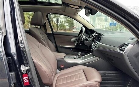 BMW 3 серия, 2021 год, 3 000 000 рублей, 11 фотография