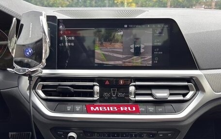 BMW 3 серия, 2021 год, 3 000 000 рублей, 14 фотография
