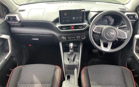 Toyota Raize I, 2021 год, 970 000 рублей, 10 фотография
