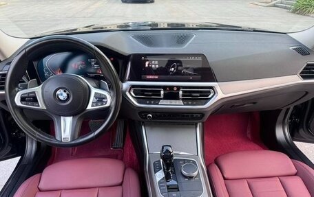 BMW 3 серия, 2021 год, 3 000 000 рублей, 16 фотография