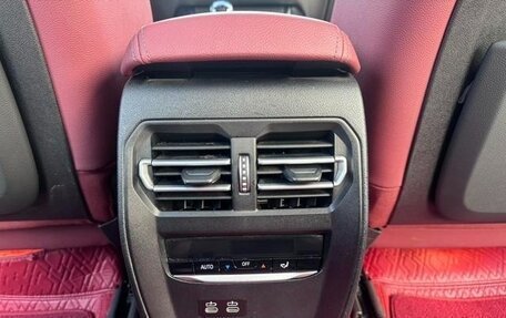 BMW 3 серия, 2021 год, 3 000 000 рублей, 15 фотография