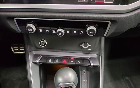 Audi Q3 Sportback, 2022 год, 2 600 000 рублей, 12 фотография