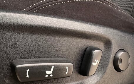 Toyota Land Cruiser Prado 150 рестайлинг 2, 2014 год, 3 500 000 рублей, 14 фотография