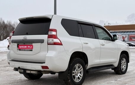 Toyota Land Cruiser Prado 150 рестайлинг 2, 2014 год, 3 500 000 рублей, 7 фотография