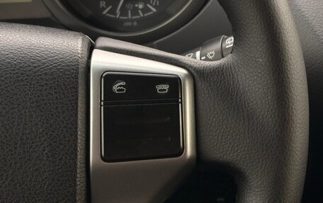 Toyota Land Cruiser Prado 150 рестайлинг 2, 2014 год, 3 500 000 рублей, 19 фотография