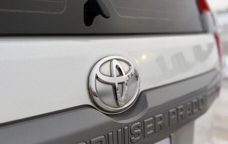 Toyota Land Cruiser Prado 150 рестайлинг 2, 2014 год, 3 500 000 рублей, 29 фотография