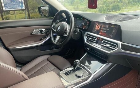 BMW 3 серия, 2021 год, 3 000 000 рублей, 12 фотография