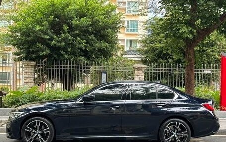 BMW 3 серия, 2021 год, 3 000 000 рублей, 3 фотография