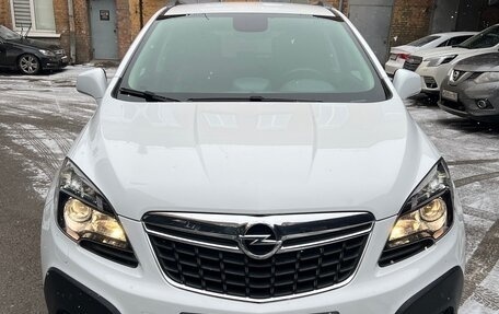 Opel Mokka I, 2014 год, 1 340 000 рублей, 2 фотография