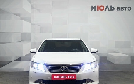 Toyota Camry, 2014 год, 1 835 000 рублей, 2 фотография
