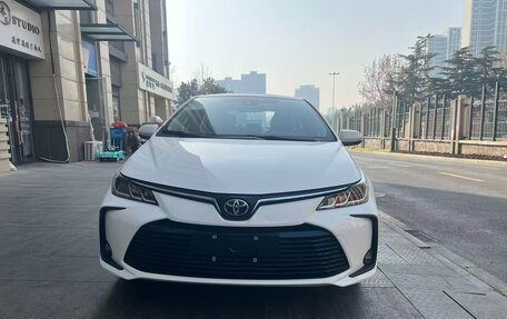 Toyota Corolla, 2023 год, 1 700 000 рублей, 2 фотография