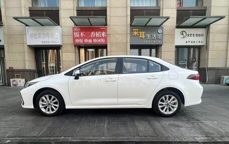 Toyota Corolla, 2023 год, 1 700 000 рублей, 8 фотография