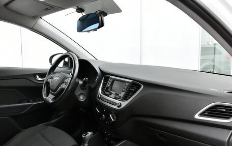 Hyundai Solaris II рестайлинг, 2017 год, 1 349 000 рублей, 10 фотография