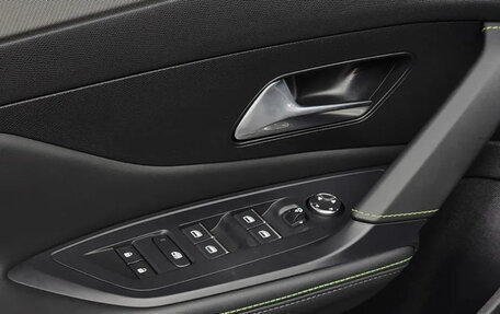 Peugeot 408, 2023 год, 2 890 000 рублей, 13 фотография