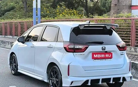 Honda Fit, 2022 год, 1 270 009 рублей, 6 фотография