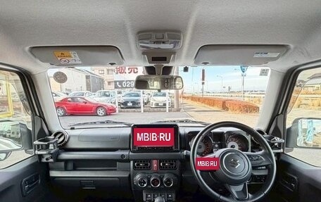 Suzuki Jimny, 2021 год, 1 590 000 рублей, 9 фотография