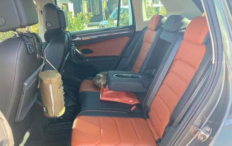 Volkswagen Tiguan II, 2018 год, 1 740 035 рублей, 11 фотография