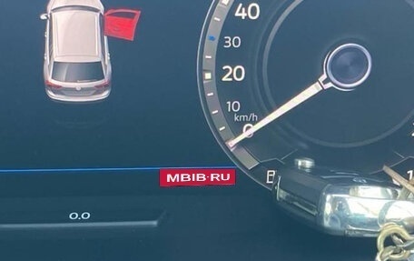 Volkswagen Tiguan II, 2018 год, 1 740 035 рублей, 12 фотография