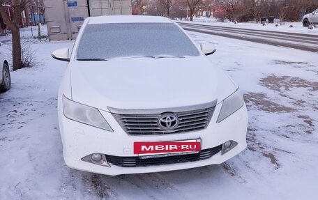 Toyota Camry, 2013 год, 1 530 000 рублей, 7 фотография