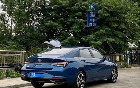 Hyundai Elantra, 2022 год, 1 300 600 рублей, 3 фотография