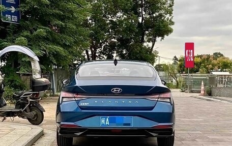 Hyundai Elantra, 2022 год, 1 300 600 рублей, 4 фотография