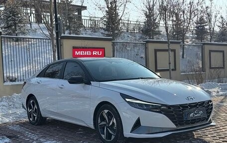 Hyundai Elantra, 2022 год, 1 400 600 рублей, 4 фотография