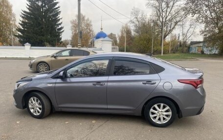 Hyundai Solaris II рестайлинг, 2018 год, 1 400 000 рублей, 1 фотография