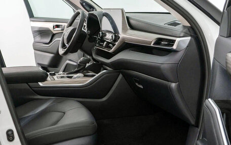 Toyota Highlander, 2025 год, 5 990 000 рублей, 6 фотография