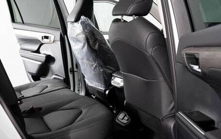 Toyota Highlander, 2025 год, 5 990 000 рублей, 7 фотография