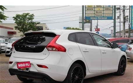 Volvo V40 II рестайлинг, 2017 год, 1 260 035 рублей, 2 фотография