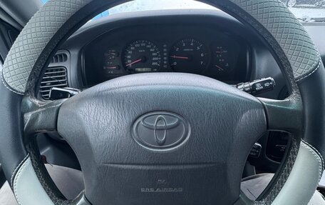 Toyota Land Cruiser 100 рестайлинг 2, 1999 год, 1 100 000 рублей, 19 фотография