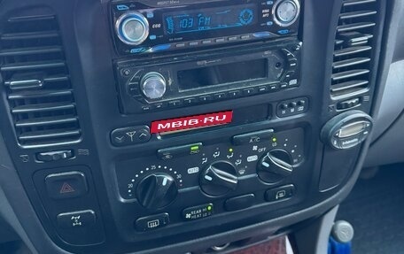 Toyota Land Cruiser 100 рестайлинг 2, 1999 год, 1 100 000 рублей, 20 фотография