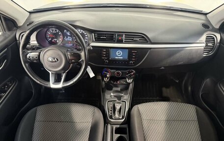 KIA Rio IV, 2018 год, 1 399 800 рублей, 9 фотография