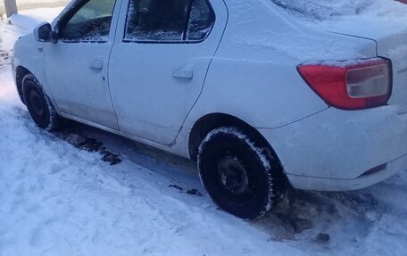 Renault Logan II, 2016 год, 270 000 рублей, 3 фотография