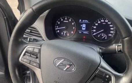 Hyundai Solaris II рестайлинг, 2018 год, 1 400 000 рублей, 15 фотография