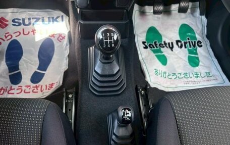 Suzuki Jimny, 2023 год, 1 511 000 рублей, 18 фотография