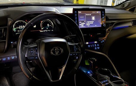 Toyota Camry, 2021 год, 4 050 000 рублей, 4 фотография